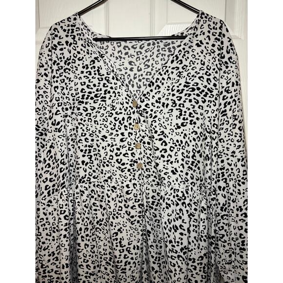 Women’s plus size leopard print dress. Size 3XL - Picture 4 of 4
